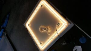 Infrarot-Heizpaneel mit LED-Beleuchtung